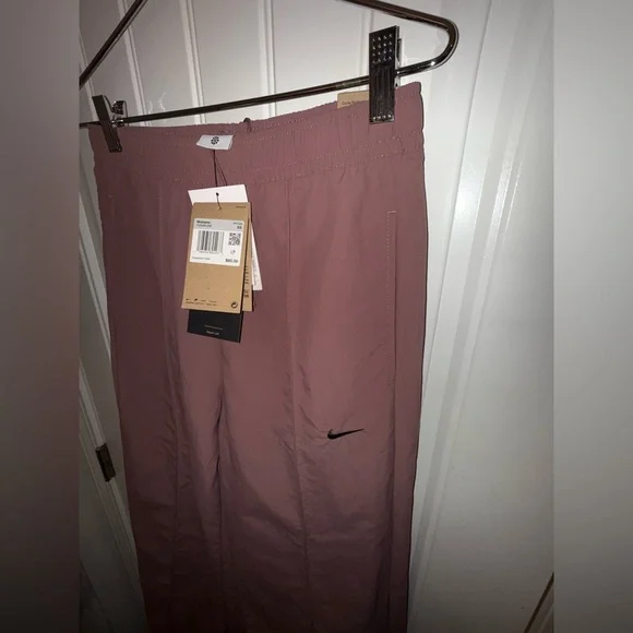 Nike Pink Track Pants with High-Rise Waist - Picture 16 of 16